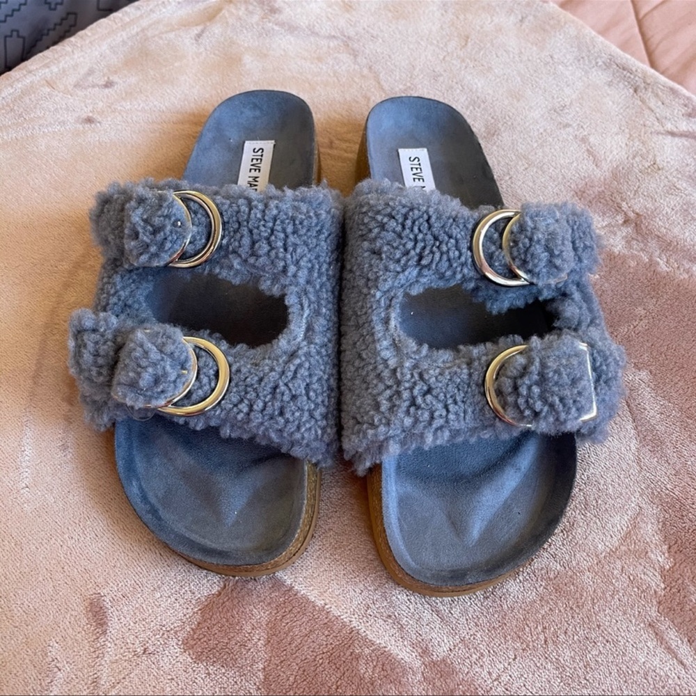STEVE MADDEN - Picture 2 of 6